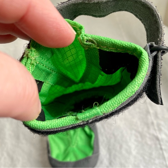 RuffWear Summit Trex Dog Boots set of 2 - PO P4048 - Picture 5 of 6